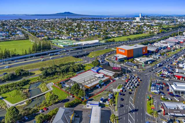 139 Wairau Road Wairau Valley_1