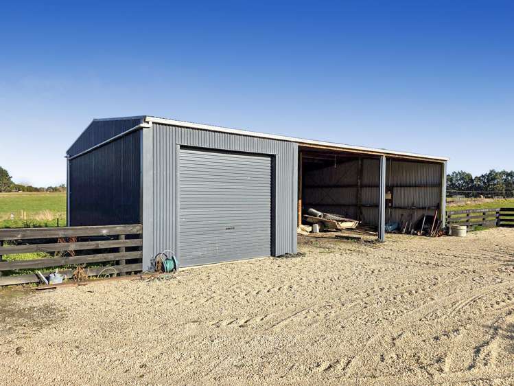 305 Parsons Road Weston_18