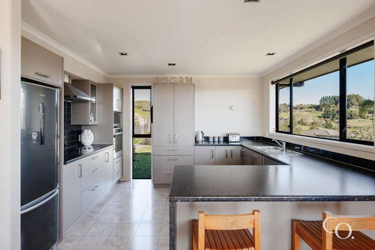 93 Falcon Drive Welcome Bay_13