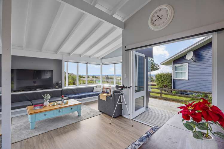 3428 Pourerere Beach Road_5