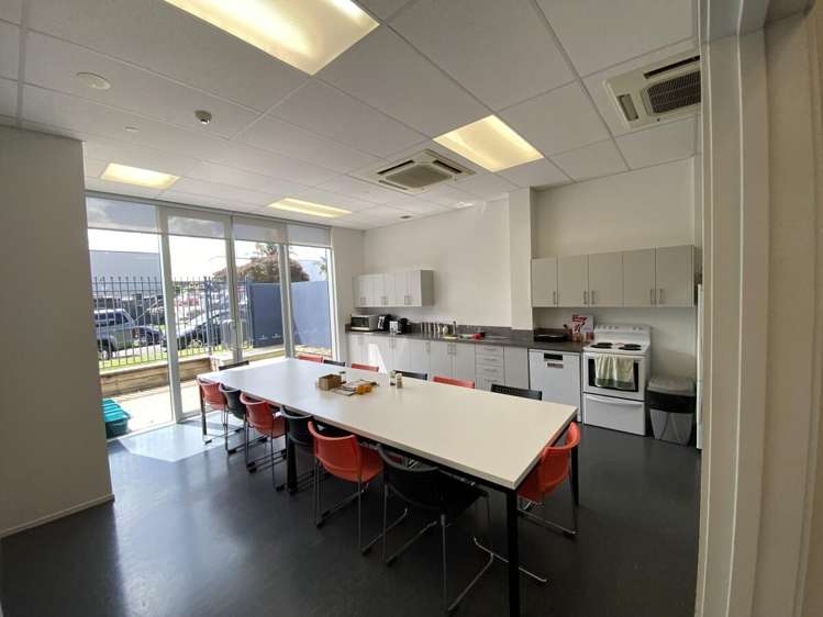 56 The Boulevard Te Rapa_5