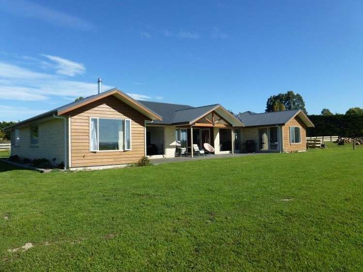 437 Rolling Ridges Road Levels Valley_19