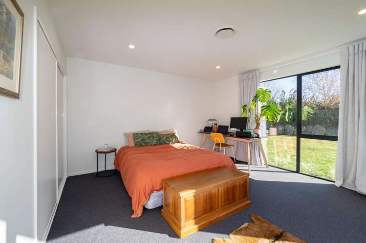 9 Redhaven Rise Netherby_24