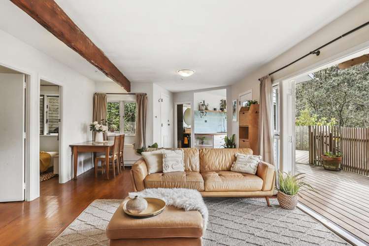 61 Western Road Laingholm_2