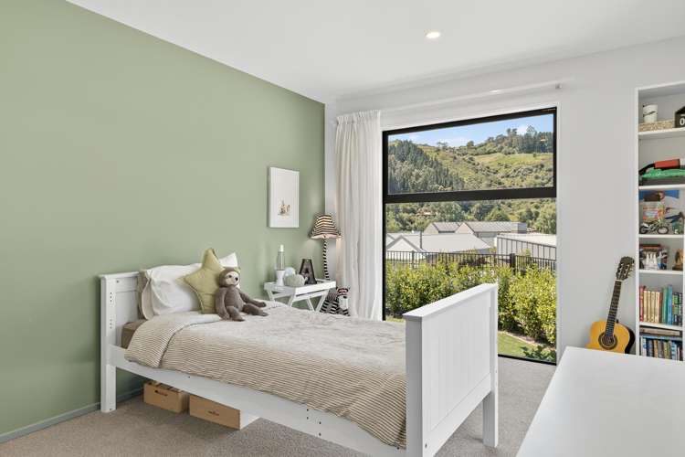 6 Round Hill Rise Cracroft_18