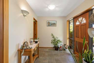 1600 Clintons Road_2