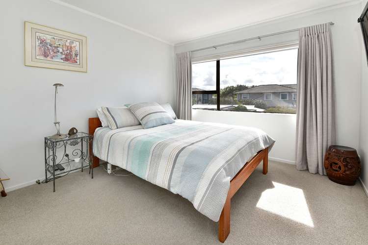 2/3 Marie Avenue Red Beach_14