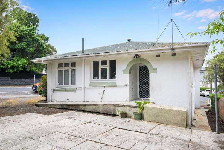 38 Royal Terrace Dunedin Central_13