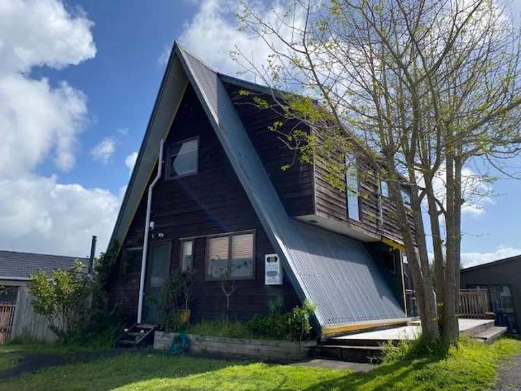 60 St Annes Crescent Wattle Downs_0