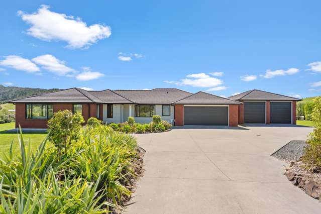 Exceptional garaging, outlook and privacy
