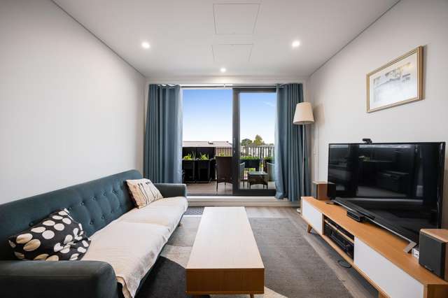 Elevated Living, Prime Position