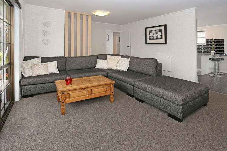 130 Hepburn Road Glendene_6