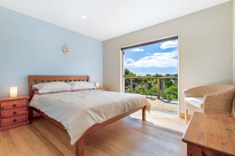 37 Trig Hill Road Onetangi_6
