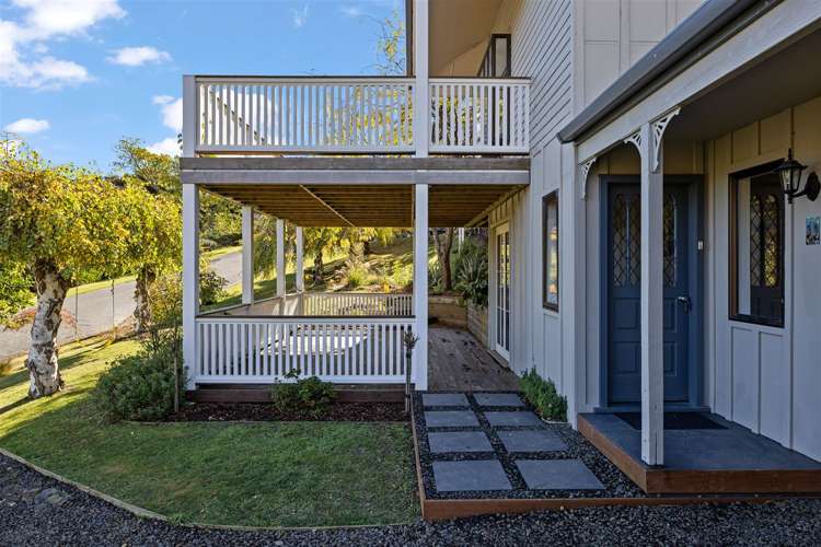 31 Penlington Place Akaroa_24