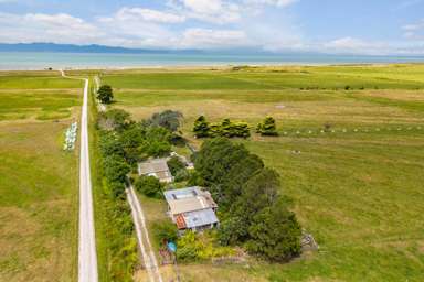 453 East Coast Road_3