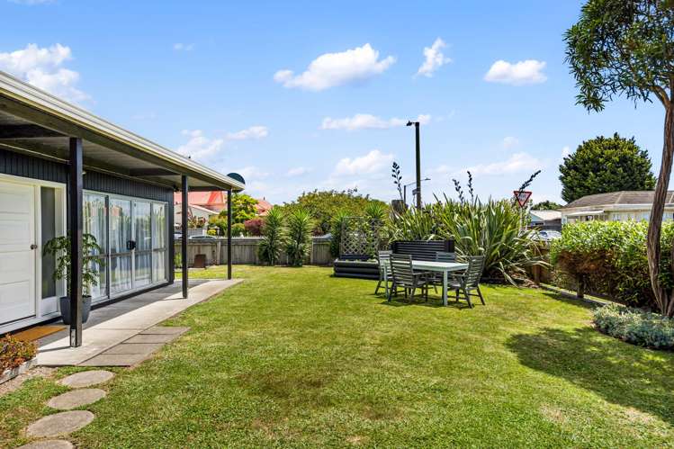 206 Knight Street Hastings_18