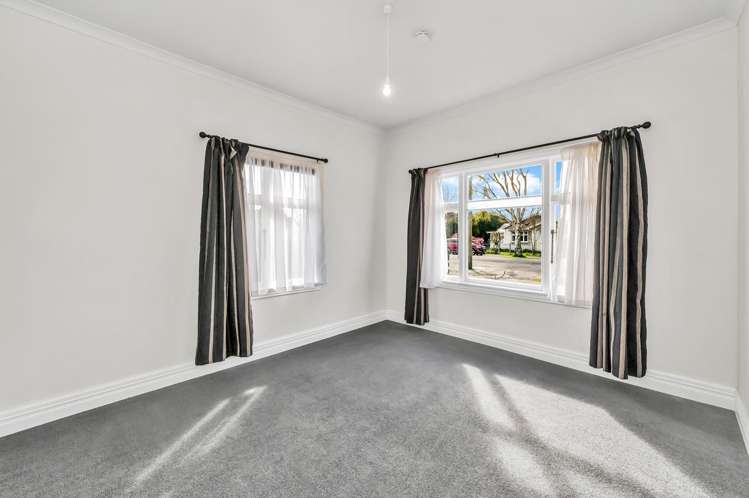 14 Lee Street Southbridge_9