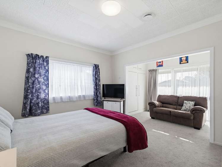 905 Ferguson Street Akina_6