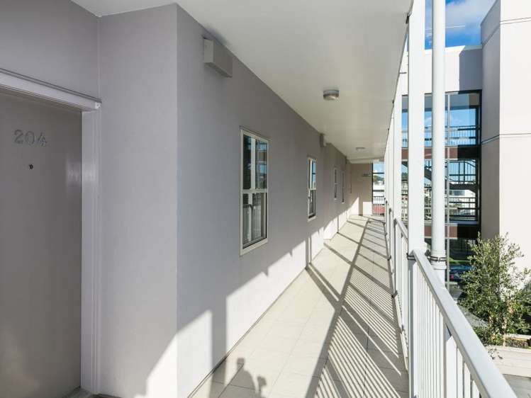 204/72 Herald Street Berhampore_12