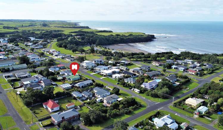 35 Fox Street Opunake_13