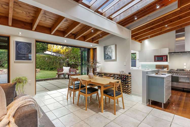 88A Beach Road Mellons Bay_12