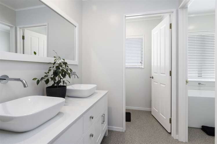 76 West Street Pukekohe_5