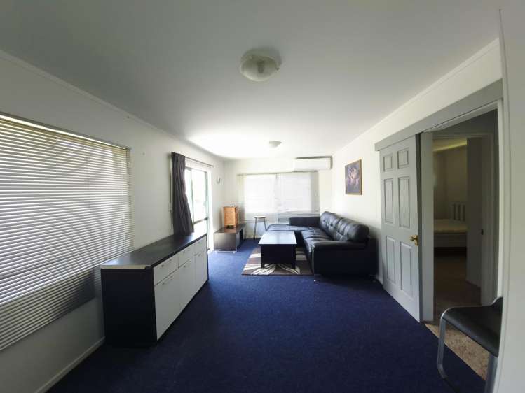 3199 Great North Road New Lynn_18