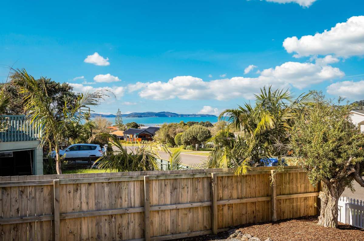 21 Snells Beach Road_4