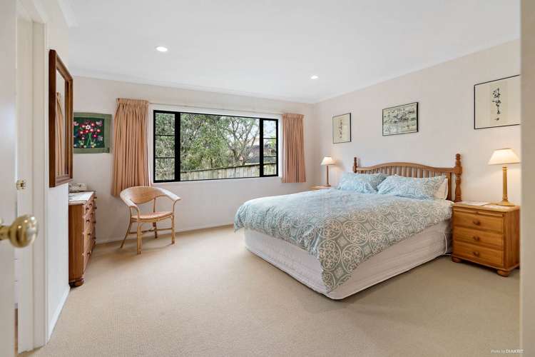 9c Beach Road Mellons Bay_16