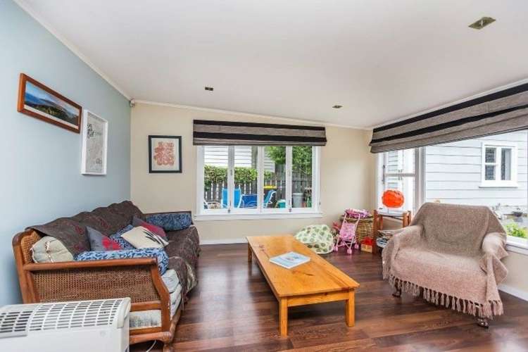 61 Strathavon Road Miramar_8