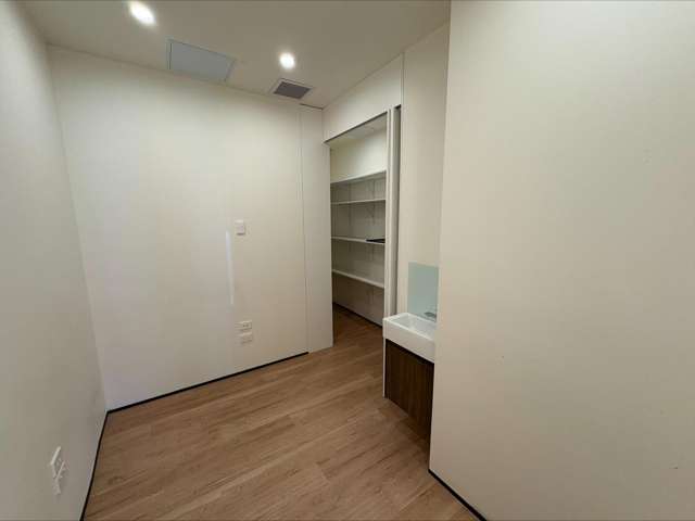 G4/255 Broadway Newmarket_3