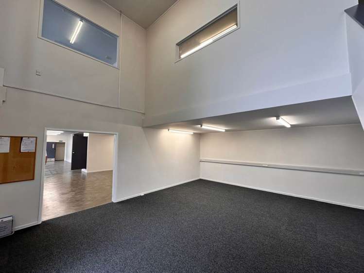 16 Botha Road Penrose_10