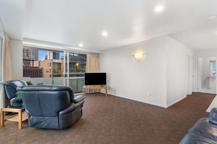 2203/10 Waterloo Quadrant Auckland Central_14