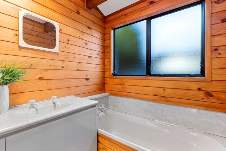 1/131 Carnoustie Drive Wattle Downs_12