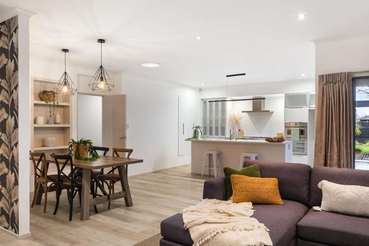 3 Pohutukawa Grove_5
