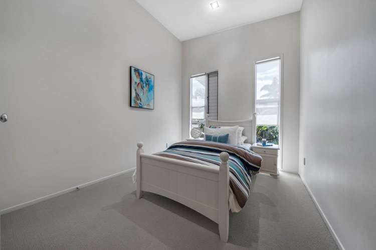 31 The Ritz Orewa_22