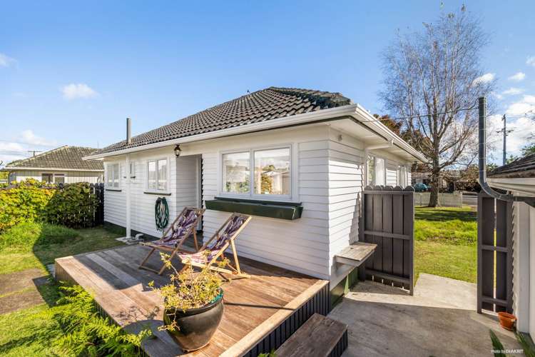 1/98 Kelvin Road Papakura_1