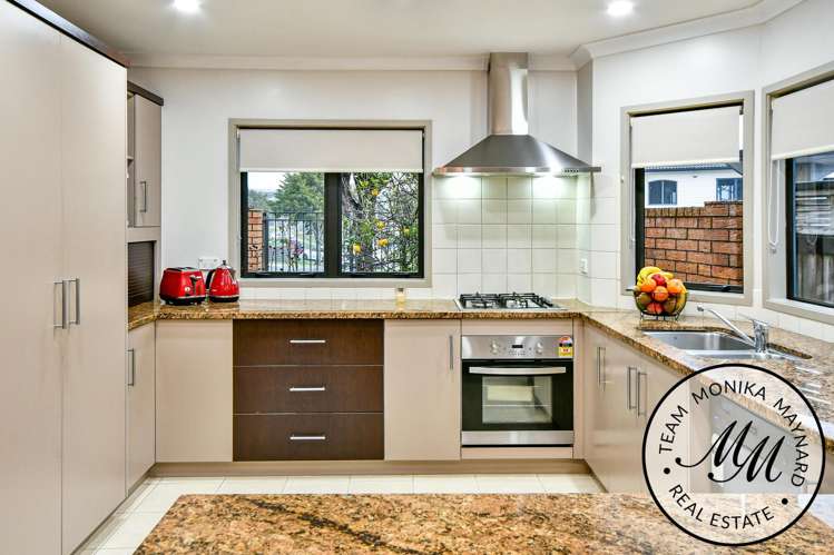 8 Alcove Place Totara Heights_5