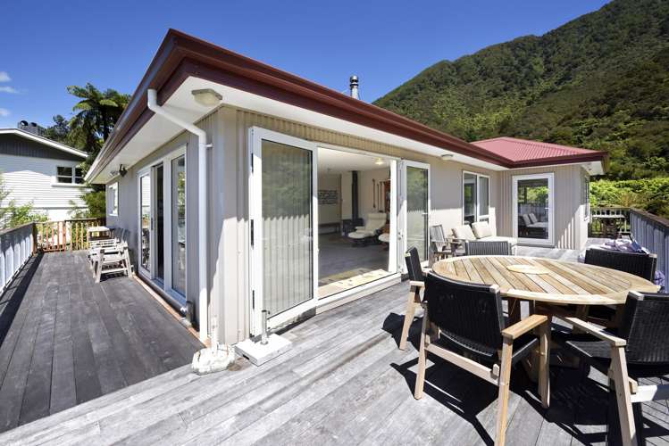 3218 Archers Road Marlborough Sounds_6