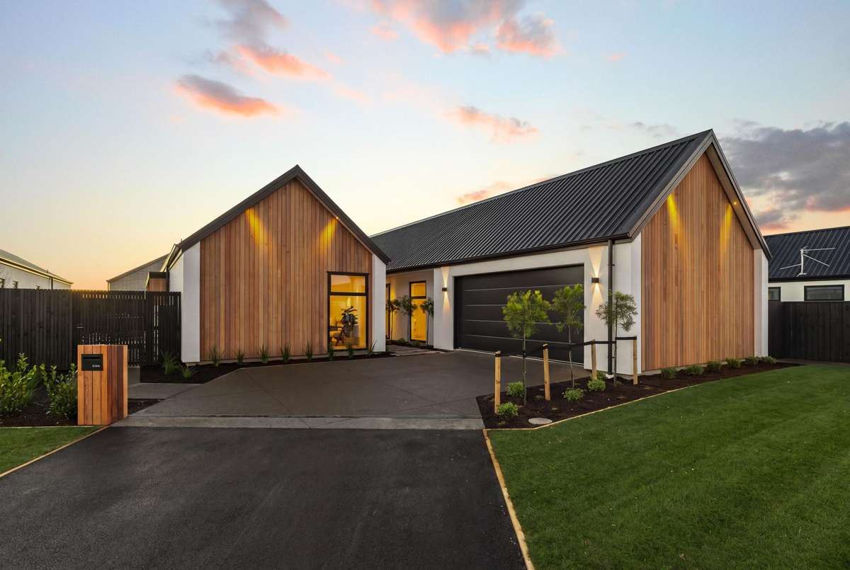 47 Bridgehampton Drive_0
