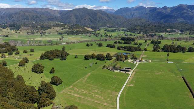 574 East Takaka Road East Takaka_1