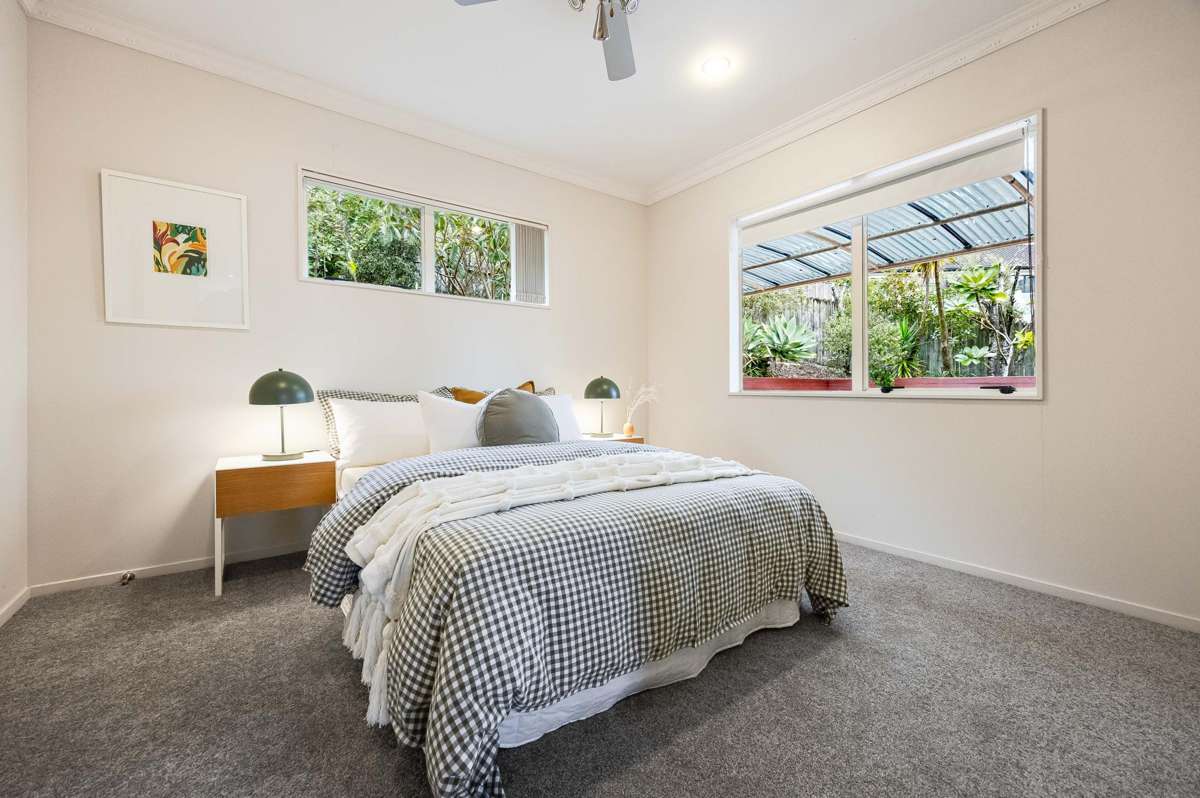 54 Leafield Crescent_5