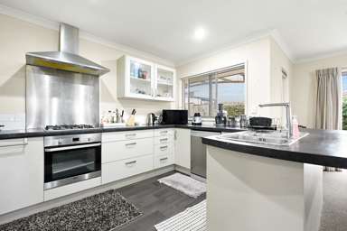 25A Masters Avenue_3