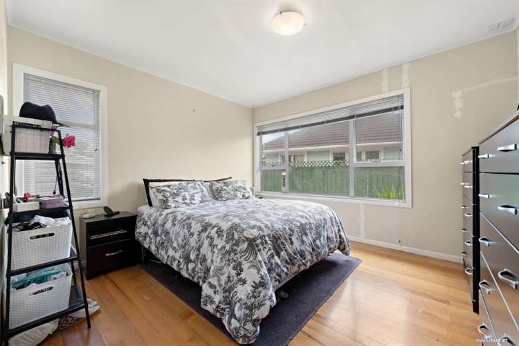 32 Smythe Road Henderson_14