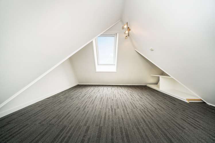 1 Lyons Avenue Murrays Bay_28