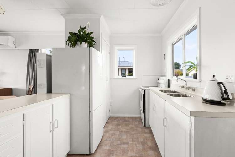 3/228 Kennedy Road Onekawa_1