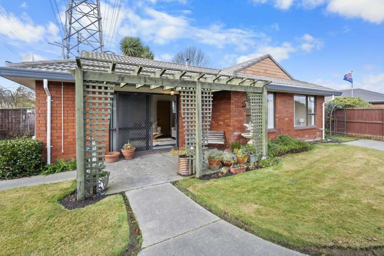 2/31 Peebles Drive_2