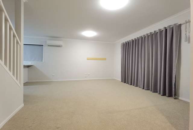 125 Riverpark Crescent Henderson_4