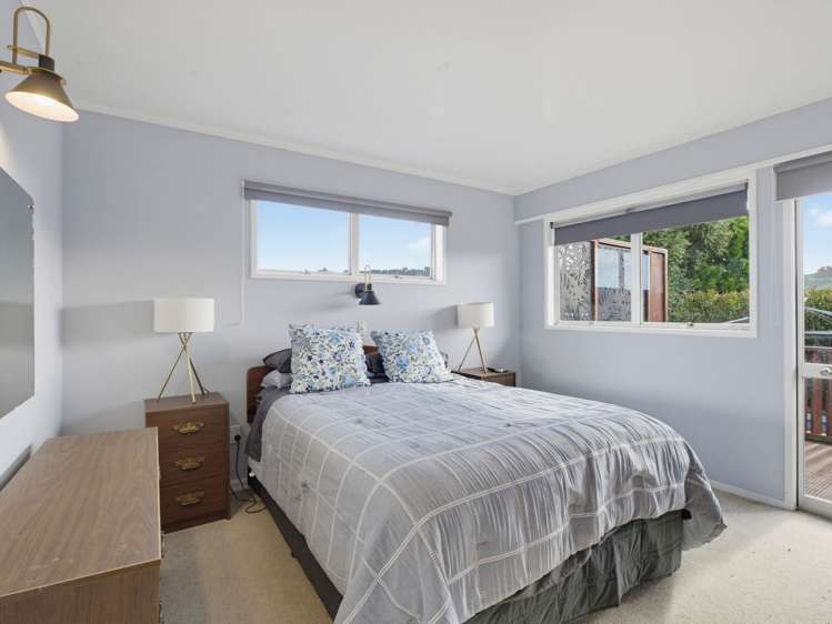 201 Chartwell Avenue_2
