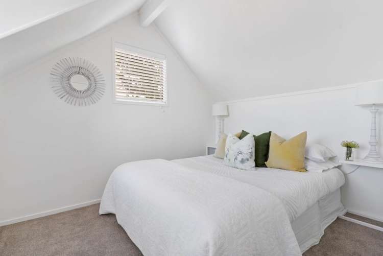 2/30 Ngataringa Road Devonport_12